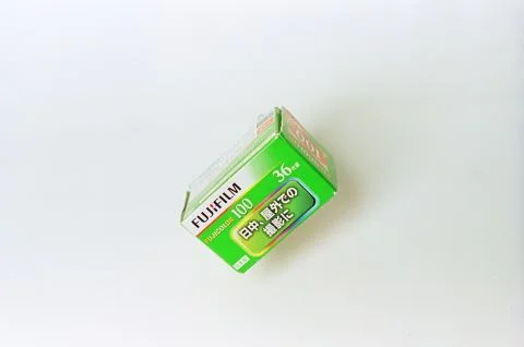 Fujifilm Fujicolor 100 (Japan Only) Colour-Negative Film Review: Outstanding Grain &amp; Colour Stability