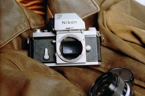 Exploring the Legacy of the Nikon F: A Pioneering SLR Camera