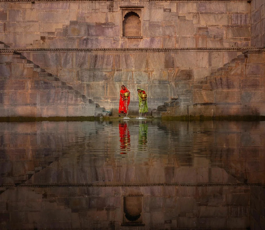 two women getting water in Bundi, Rajasthan
