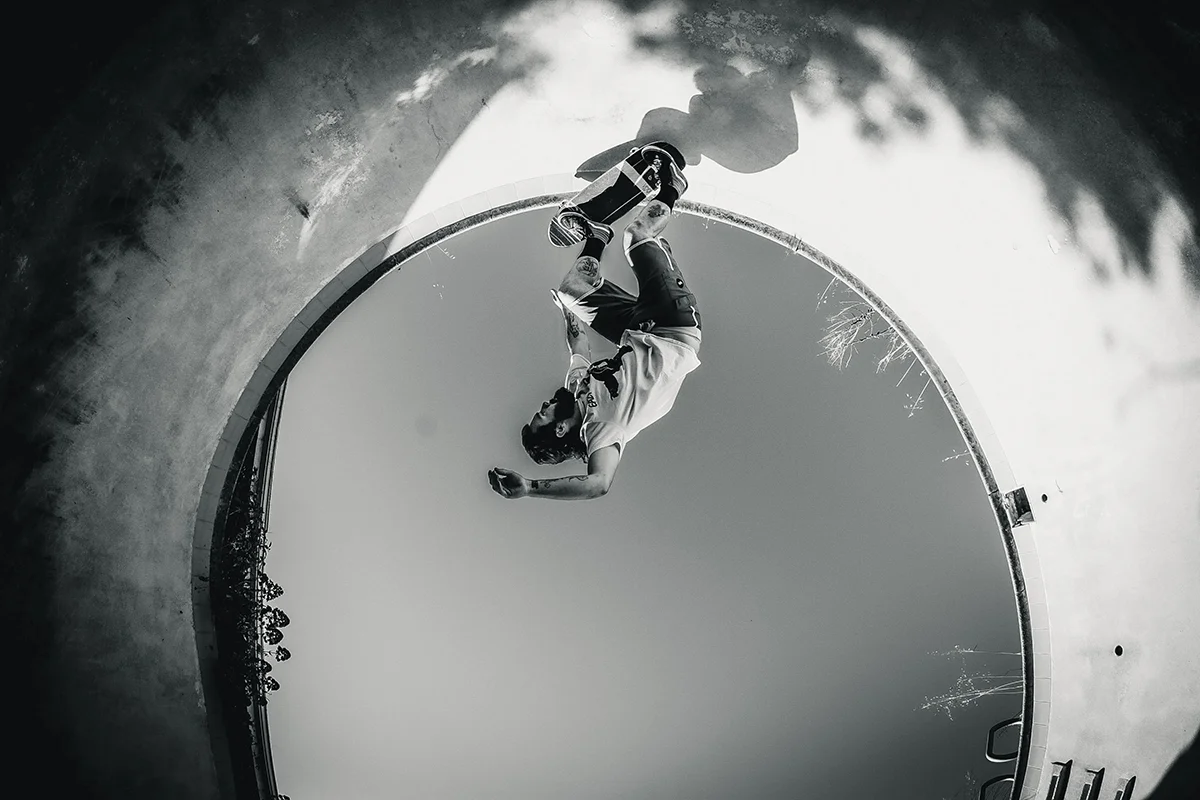 Explore Striking Black and White Photography from the APOY 2026 Shortlist