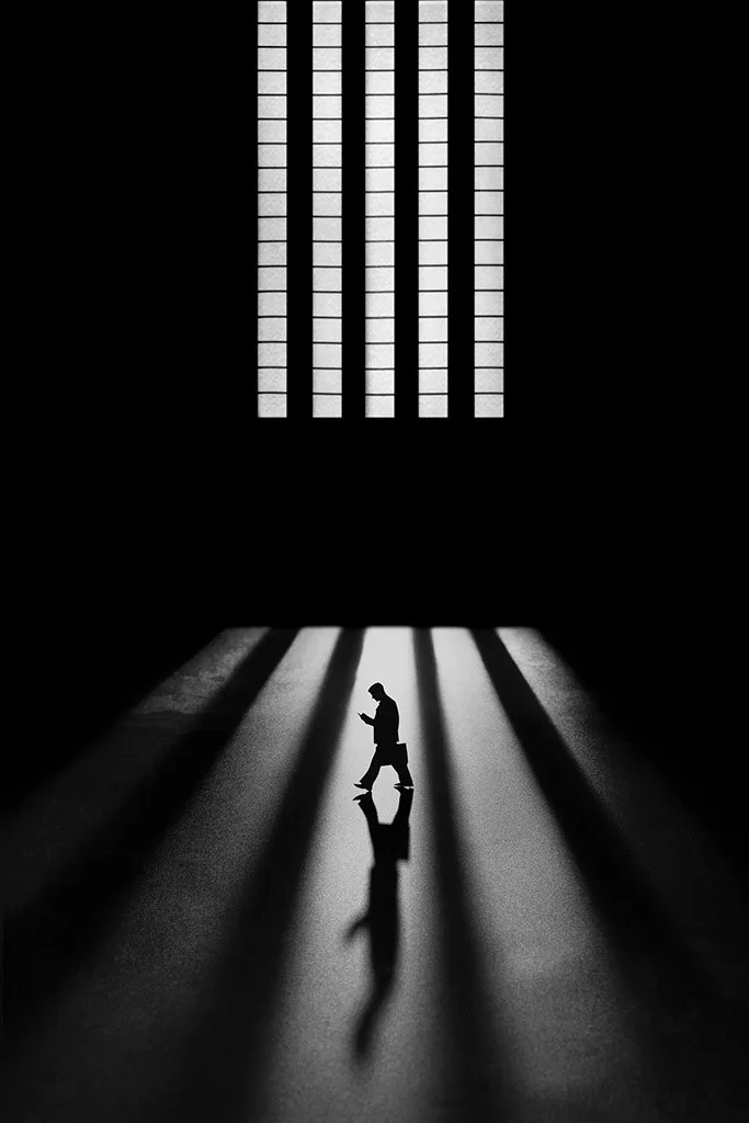 black and white shadows in the tate modern turbine hall