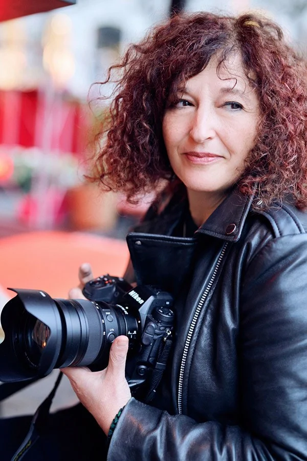 Carolyn Mendelsohn headshot by Scarlet Page